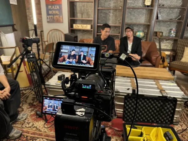 Multi-camera setup and monitoring for a talk show